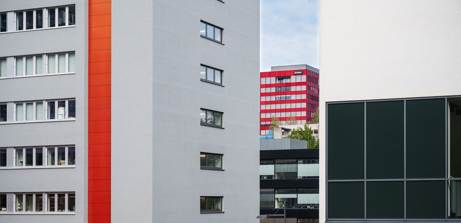 geometrische Details unterschiedlicher Gebäudefronten